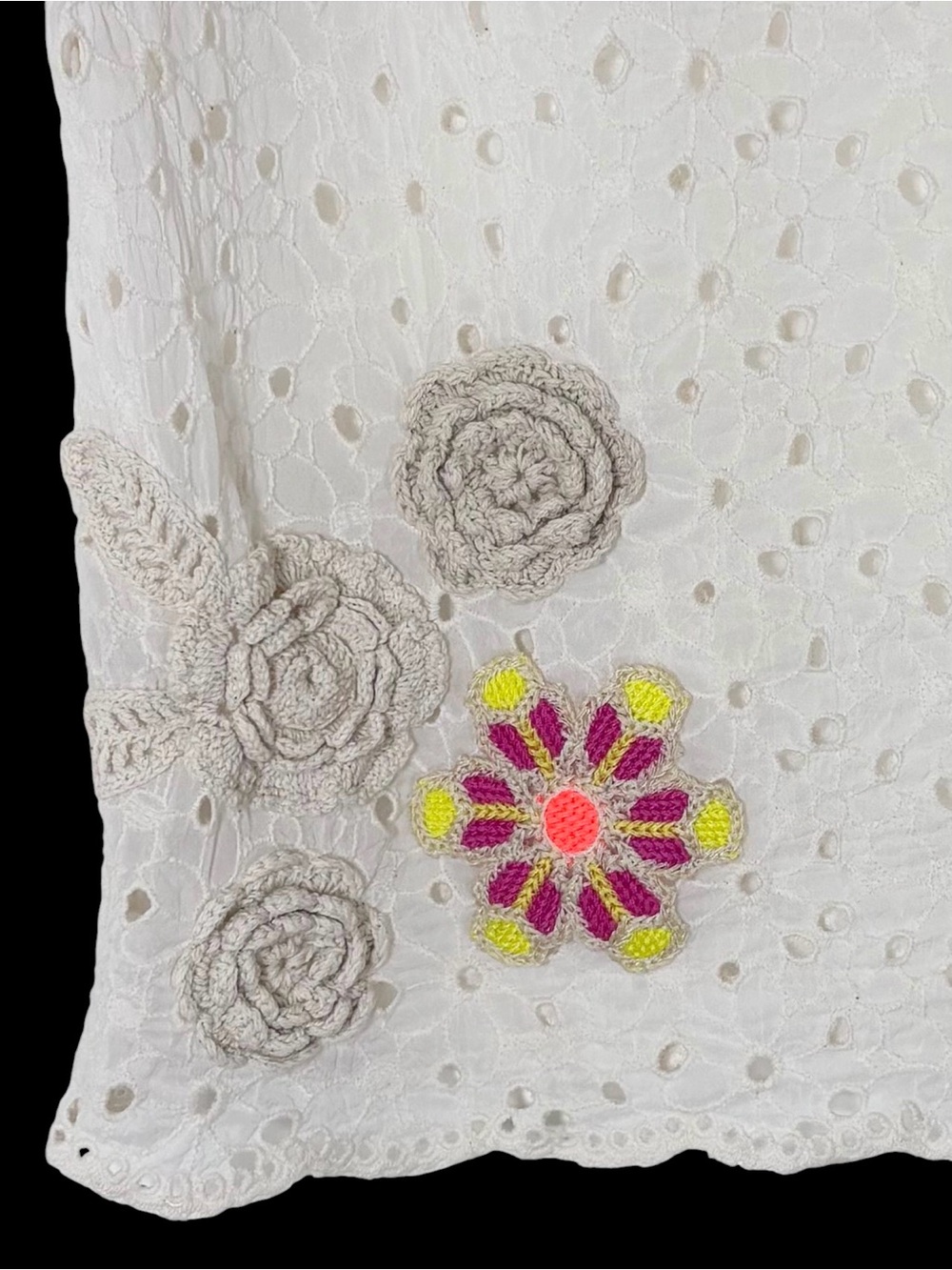 Johnny Was Nydia Applique Top Natural White Eyelet Crochet Floral Boho - Picture 4 of 10